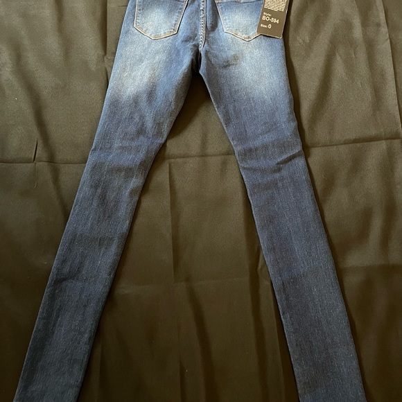 New with Tags Bob Jeans Women’s Distressed Size 0 - Picture 4 of 6
